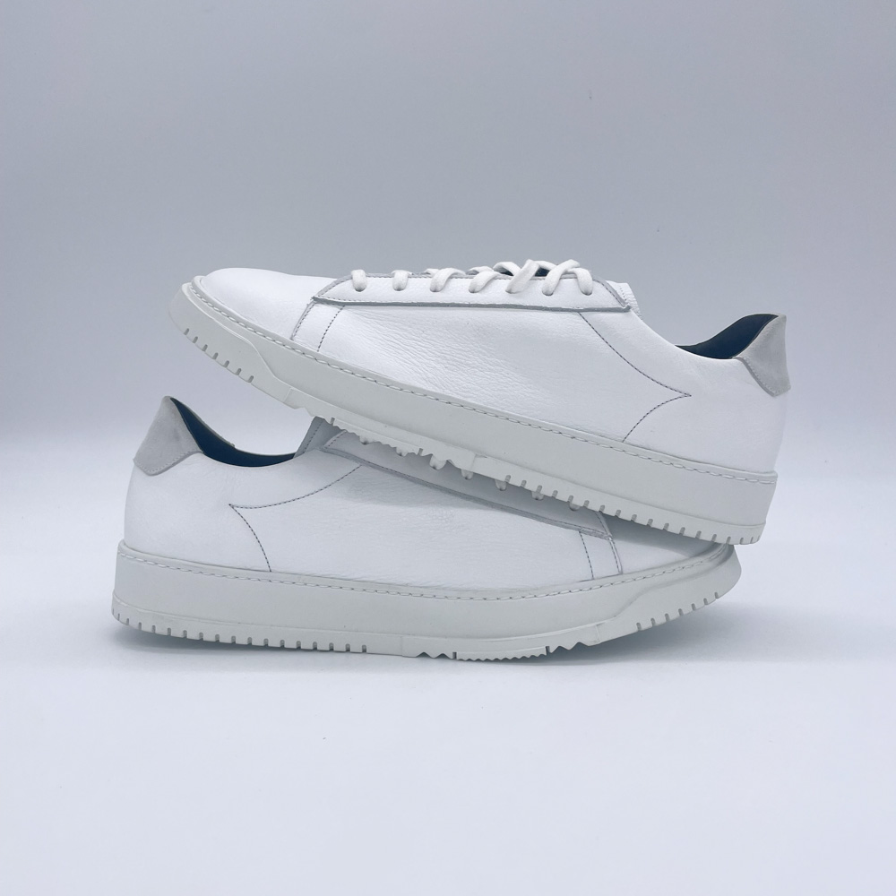 Paire Derby cuir blanc vue de face